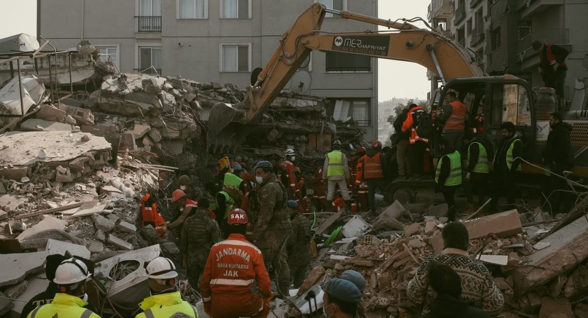 Rescuers work tirelessly amidst rubble in Antakya, Hatay, Türkiye, after an earthquake.